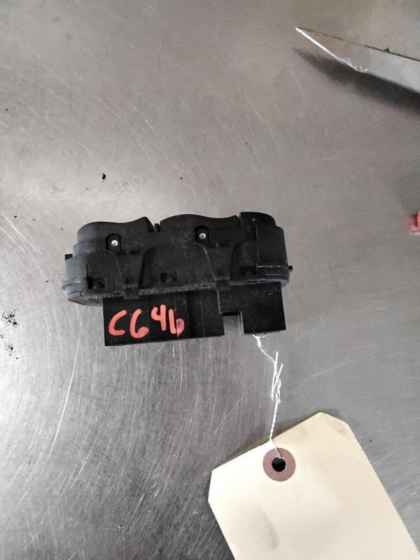 Door Switch Front FORD FOCUS 00 01 02 03 04 05 06 07