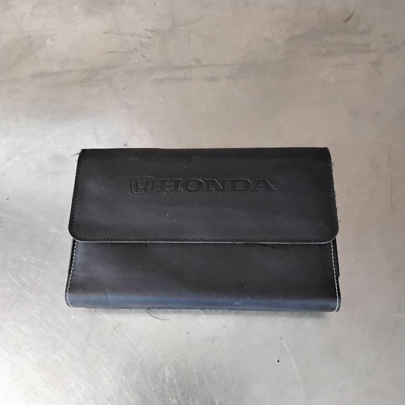 09 694.ho1c09 With Cover Worn