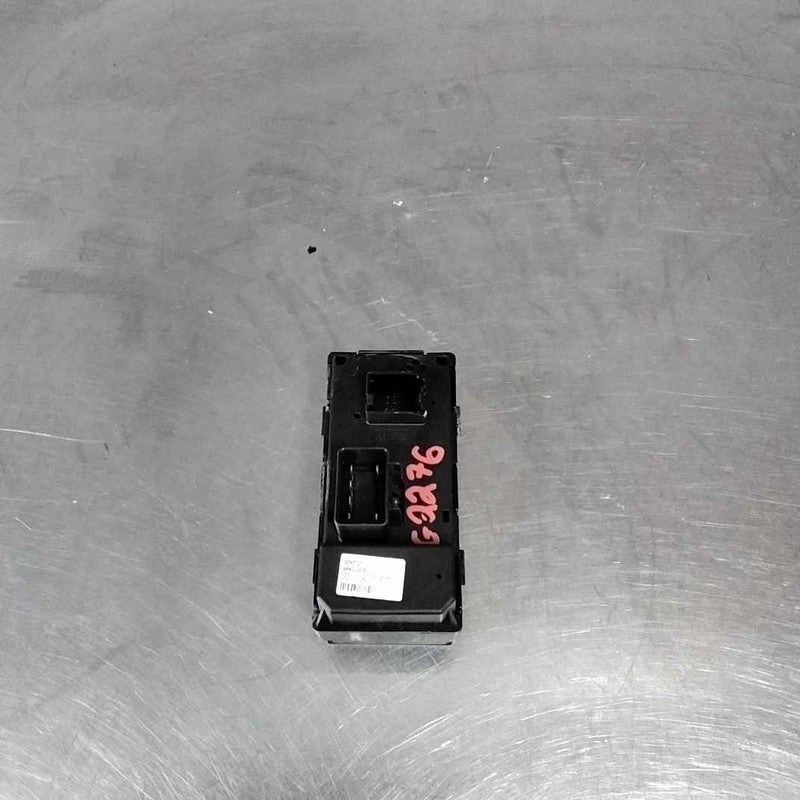Door Switch Front CHEVY TRAVERSE 09 10 11 12 13 14 15 16 17
