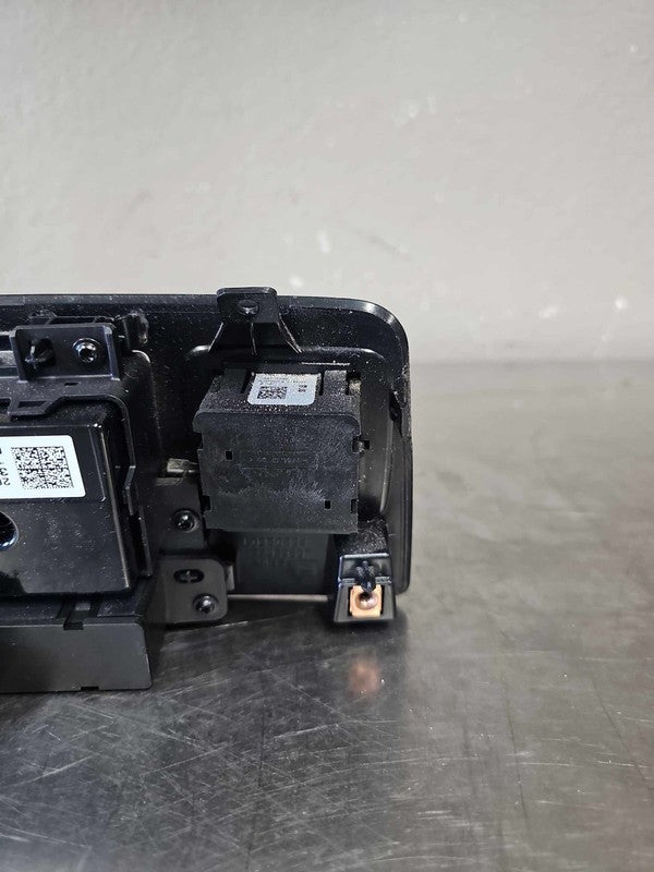2015-2020 GMC Yukon XL 1500 Rear Heater A/C Control OEM#23467328