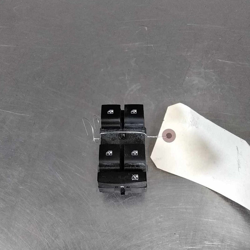 Door Switch Front CHEVY EQUINOX 10 11 12 13 14 15 16 17