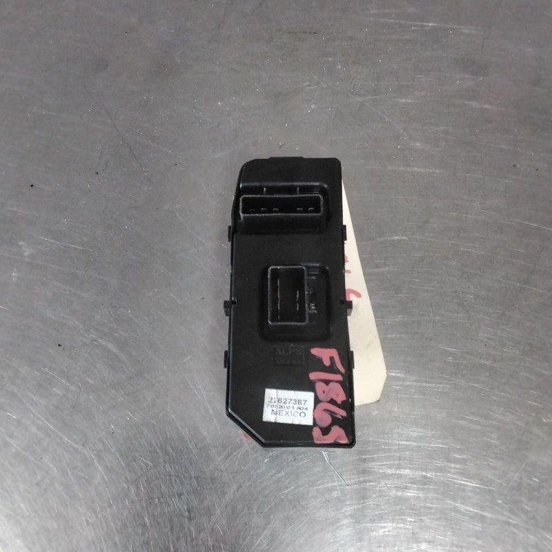 Door Switch Front SATURN AURA 07 08 09