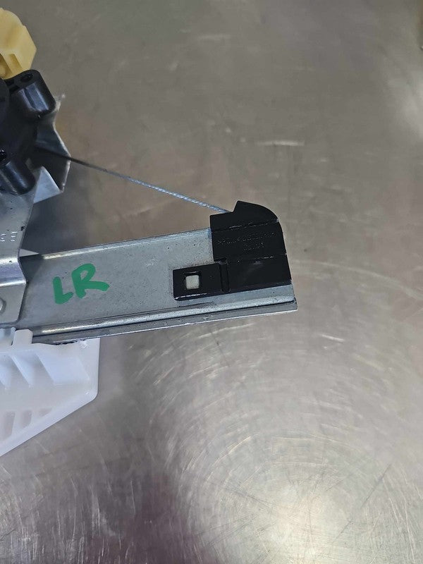 Side/rear/cargo Regulator FORD ESCAPE Left 13 14 15 16 17 18 19