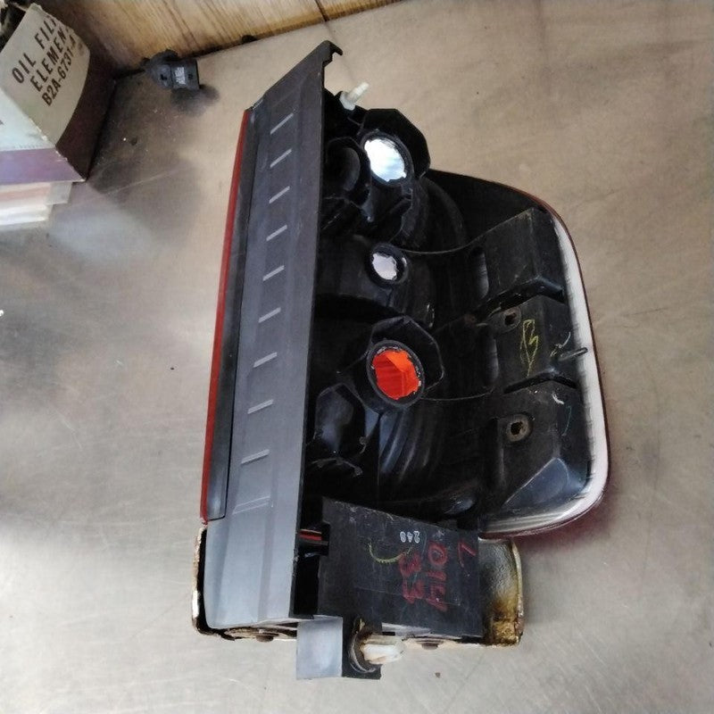 Tail Light Assembly ISUZU RODEO Left 98 99 00 01 02 03 04