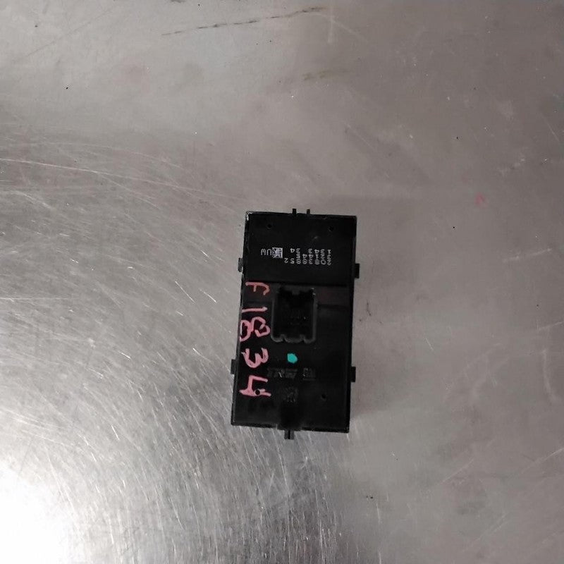 Door Switch Front CHEVY CRUZE 11 12 13 14