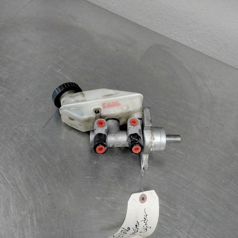2009-2011 Chevrolet Aveo Master Cylinder OEM#93744983