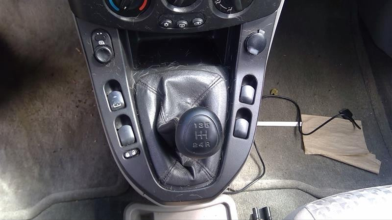 Door Switch Front SATURN VUE 04 05