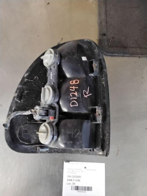 Tail Light Assembly DODGE DURANGO Right 98 99 00 01 02 03