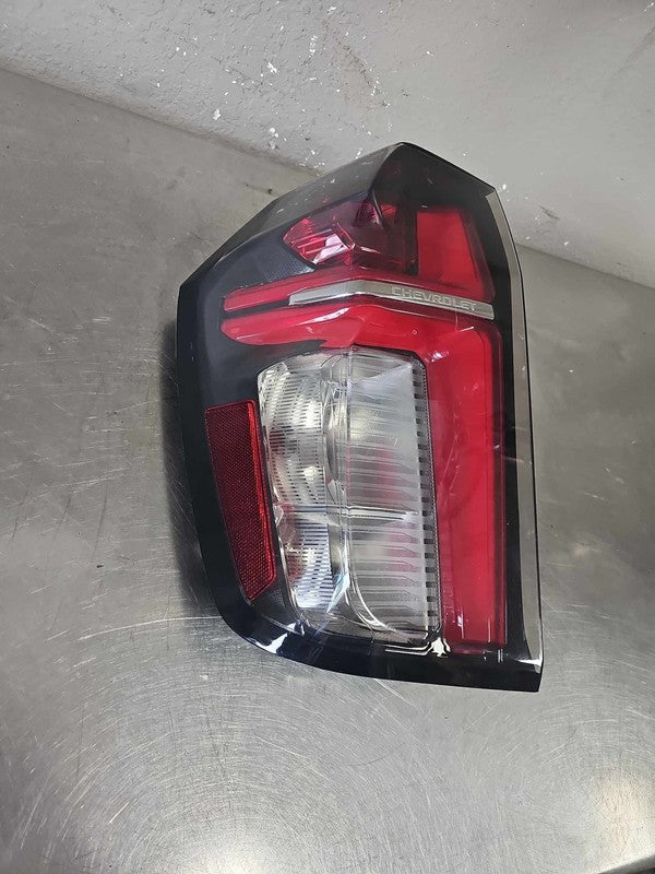 2021-2024 Chevrolet Tahoe Left Tail Light Assembly OEM # 84849416