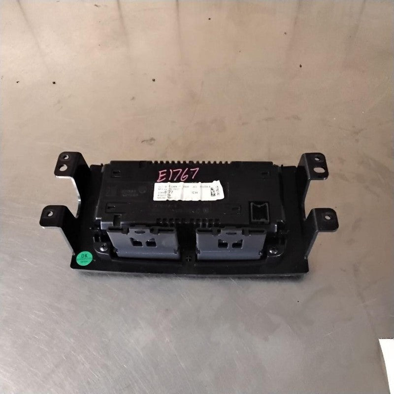 2013 Chevrolet Malibu Info-gps-tv Screen OEM#22858077