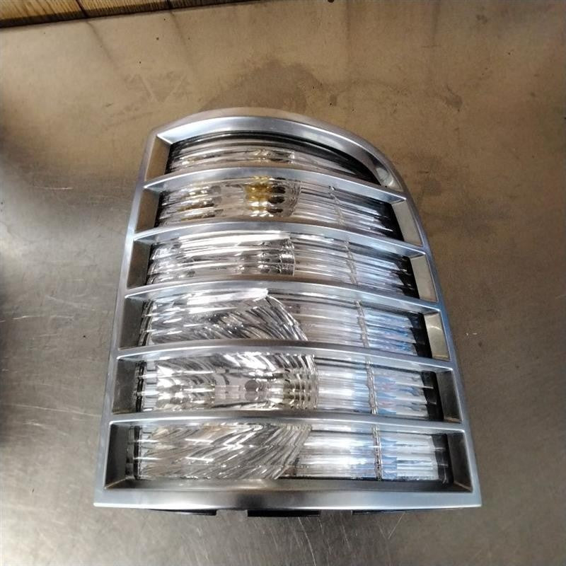 Tail Light Assembly MERCURY MOUNTAINEER Right 06 07 08 09 10