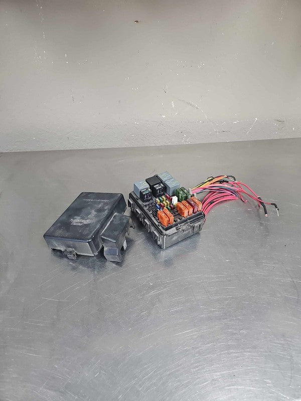2000 GMC Safari Engine Fuse Box OEM#15759928