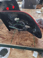 Tail Light Assembly SATURN L SERIES Right 03 04 05