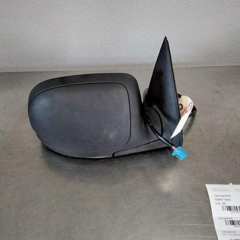Door Mirror CHEVY AVALANCHE 1500 Right 03 04 05 06